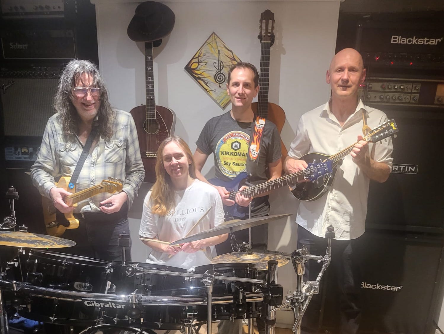 AnyaTomasRobDannoVUdrums